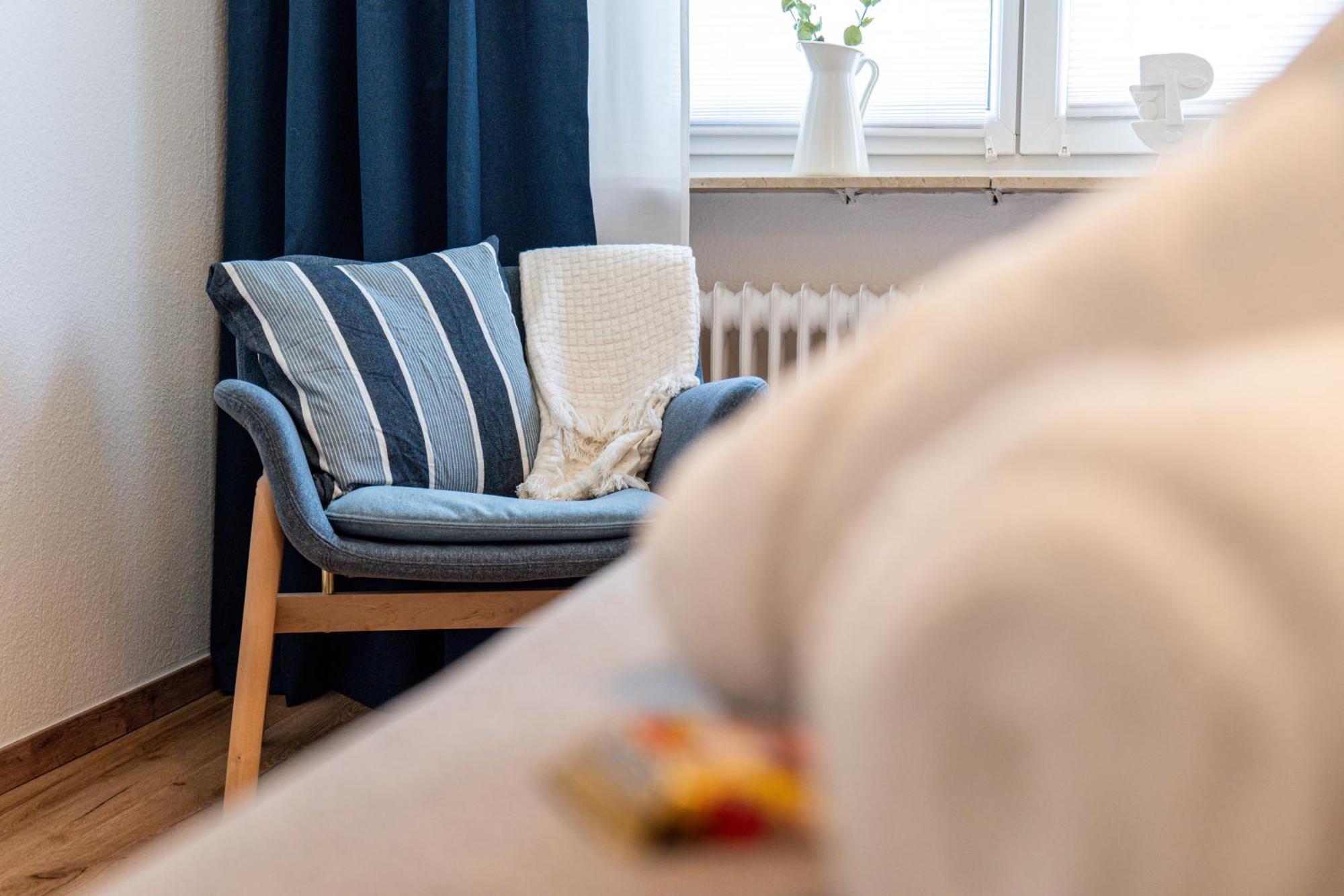 Riesling Appartement For 2 - 4 People - Billiards - Balcony With Mosel View - Parking - Wine Barrel Bar - Fully Equipped Kitchen - Netflix - Waiputv - 3 Km From Cochem Klotten Exterior foto