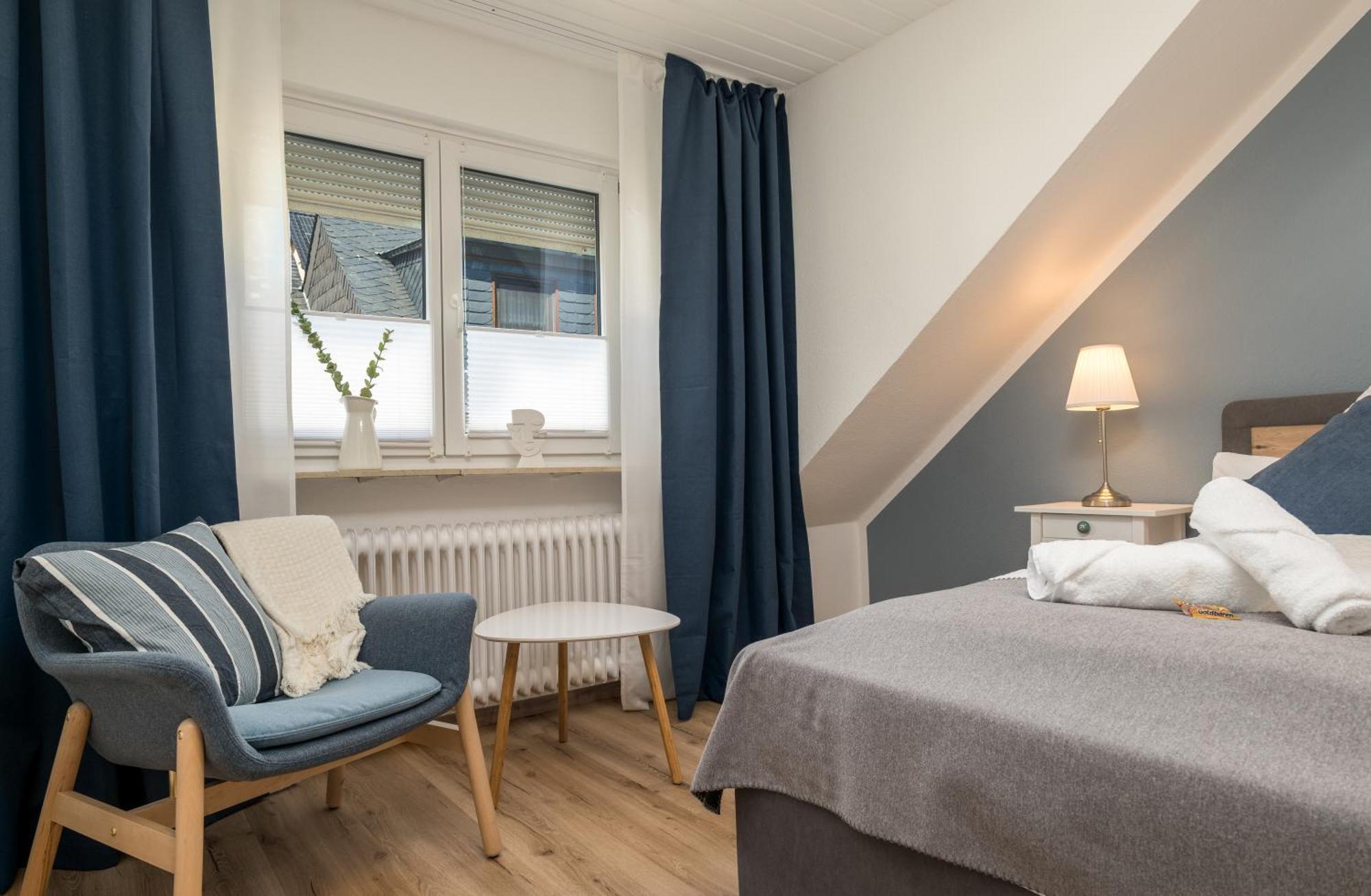 Riesling Appartement For 2 - 4 People - Billiards - Balcony With Mosel View - Parking - Wine Barrel Bar - Fully Equipped Kitchen - Netflix - Waiputv - 3 Km From Cochem Klotten Exterior foto